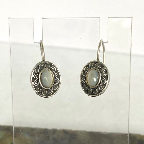 Sterling Silver 925 Dainty Oval White Mother Of Pearl Dangle Earrings - Picture 11 of 16